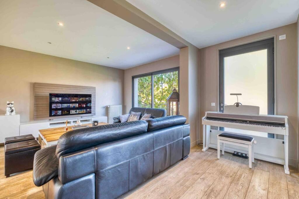 Villa Saint-Mard - King Size Bed - 10Min Aeroport Cdg 25Min Paris By Train Exterior photo